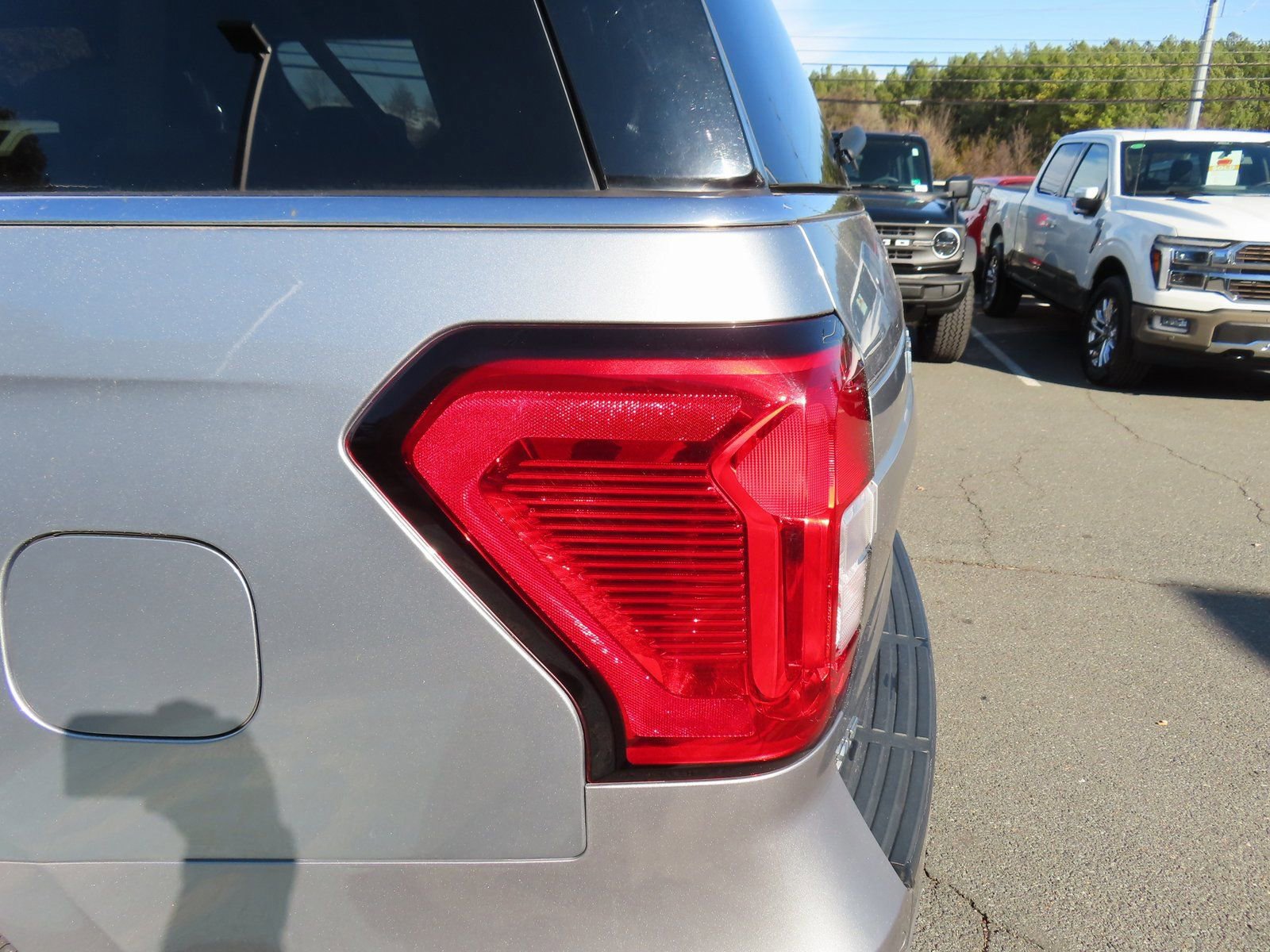 Certified 2024 Ford Expedition Max XLT image 11