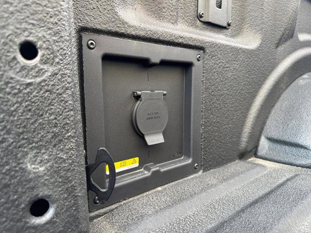 Certified 2023 Ford F150 Platinum w/ Equipment Group 701A High image 18