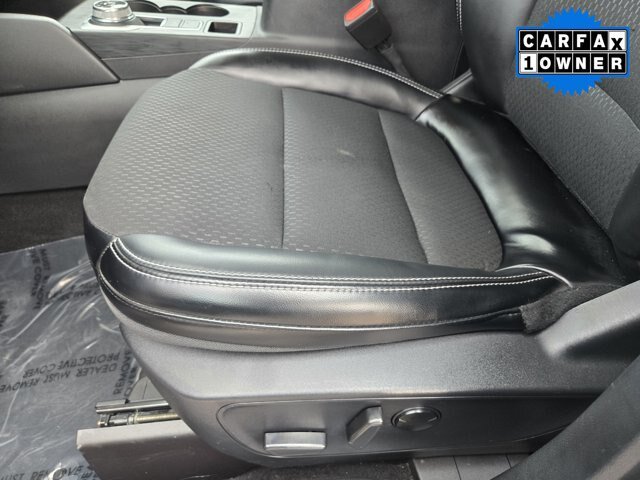 Certified 2025 Ford Escape SE FWD image 20