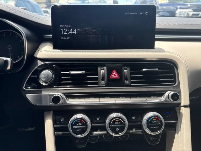 Used 2023 Genesis G70 3.3T w/ Sport Prestige Package RWD image 10