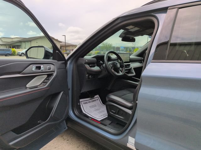Certified 2025 Ford Explorer ST AWD/4WD image 9