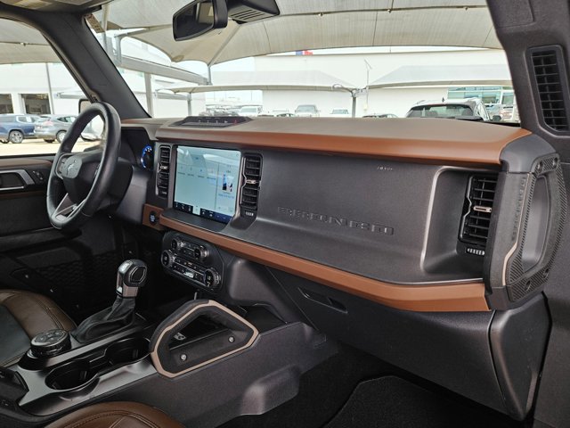 Certified 2024 Ford Bronco Outer Banks w/ Sasquatch Package AWD/4WD image 22