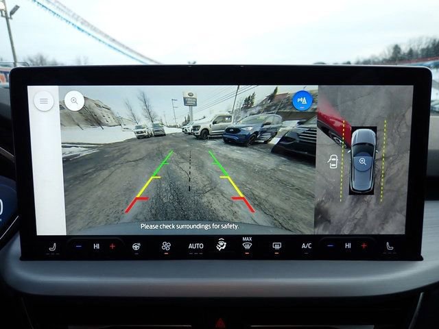 Certified 2024 Ford Escape Platinum w/ Premium Technology Package image 27