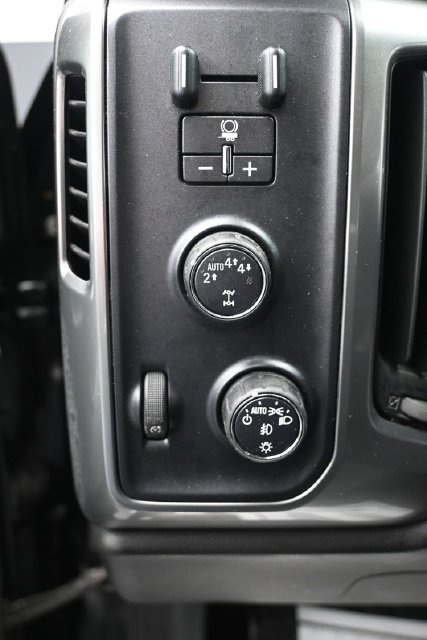 Used 2018 Chevrolet Silverado 1500 LT w/ All Star Edition AWD/4WD image 8