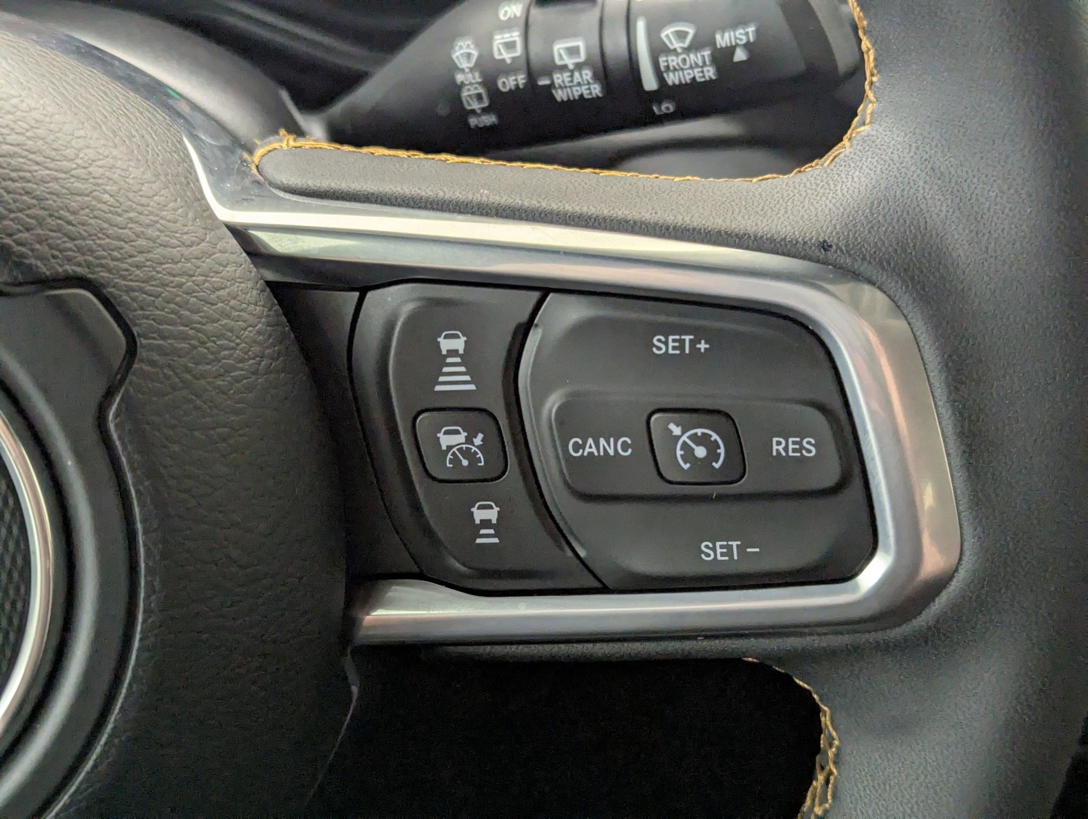 Used 2024 Jeep Wrangler Sahara image 14