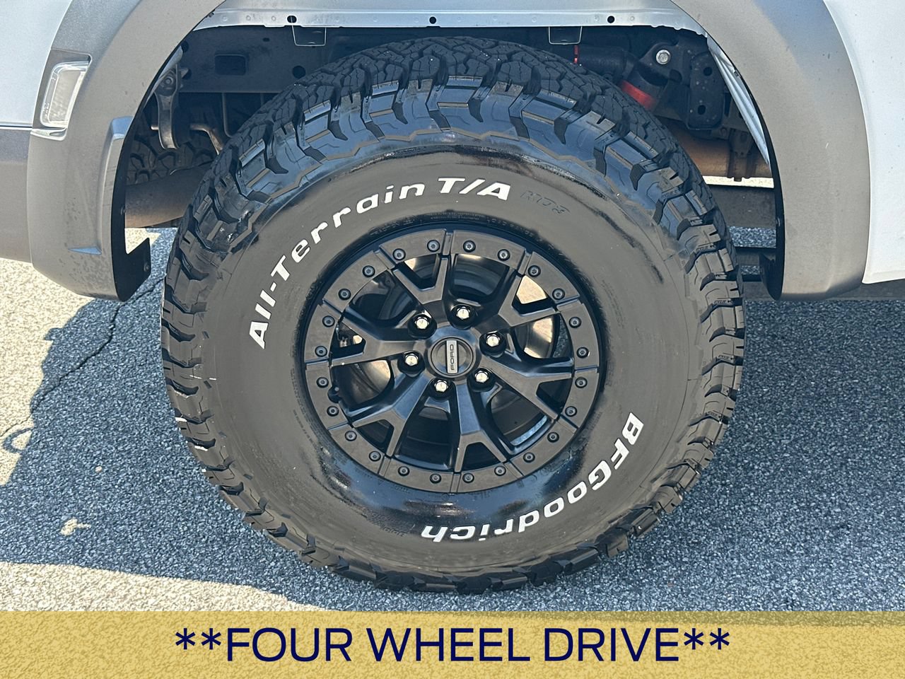 Certified 2023 Ford F150 Raptor w/ Raptor 37 Performance Package AWD/4WD image 19