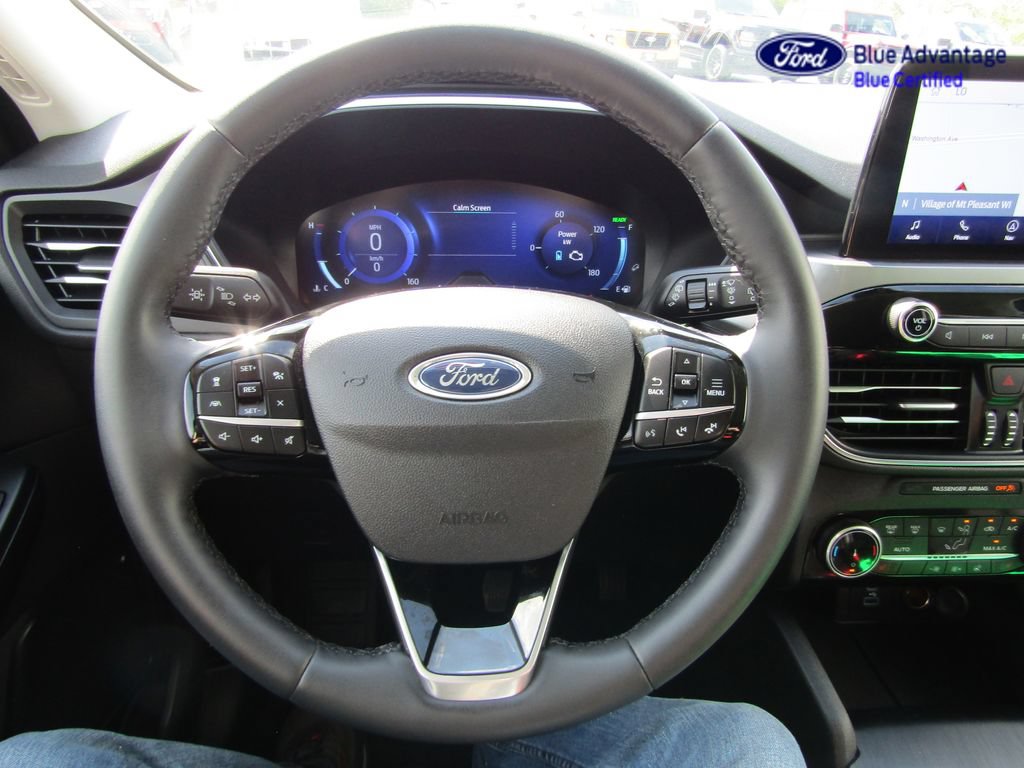 Certified 2022 Ford Escape Titanium FWD image 14