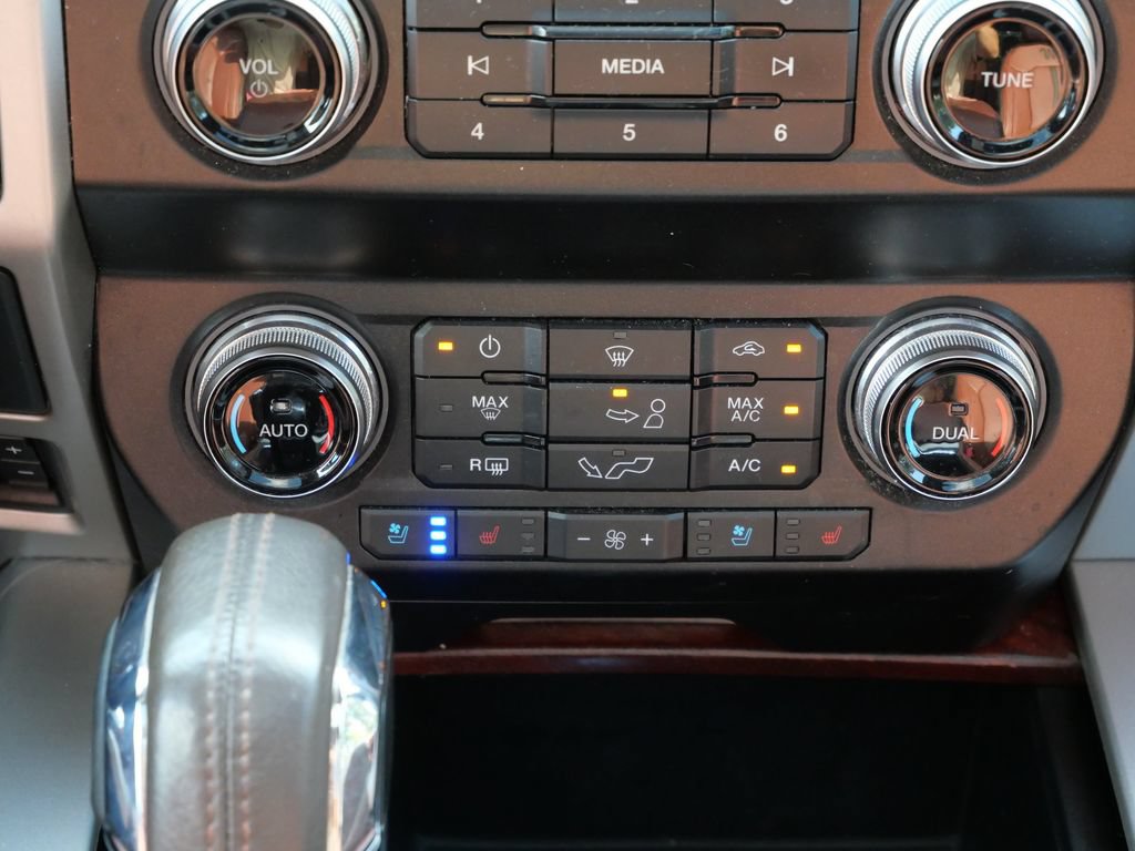 Certified 2020 Ford F150 King Ranch w/ Equipment Group 601A Luxury AWD/4WD image 18