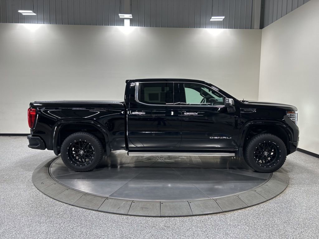 Used 2022 GMC Sierra 1500 Denali Ultimate AWD/4WD image 6