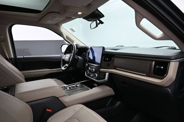 Certified 2024 Ford Expedition Limited RWD image 32