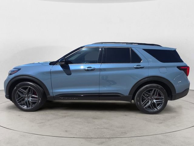 Certified 2025 Ford Explorer ST AWD/4WD image 2