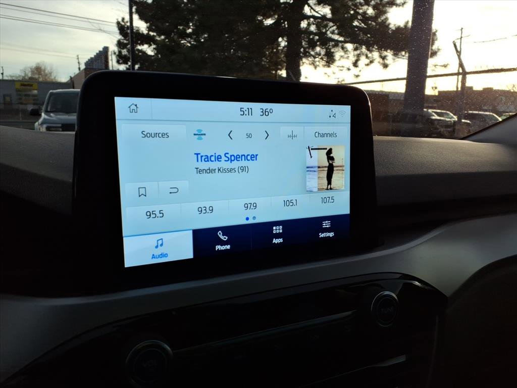 Certified 2022 Ford Escape SE image 19