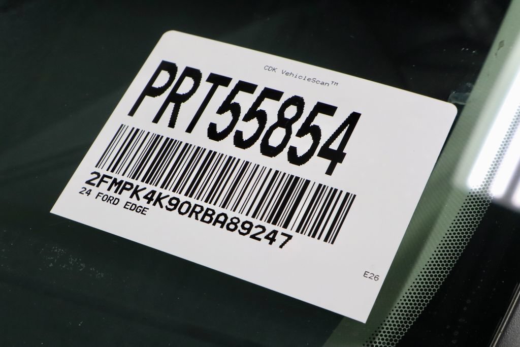 Certified 2024 Ford Edge Titanium AWD/4WD image 34