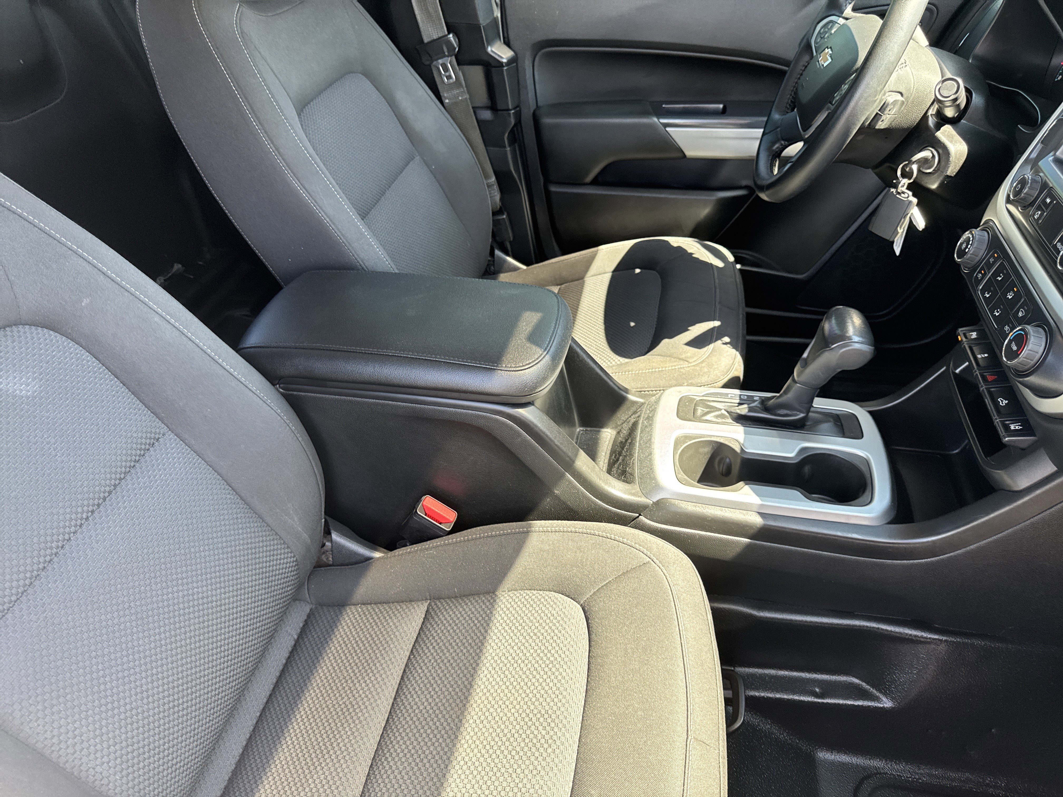 Used 2021 Chevrolet Colorado LT w/ Fleet Safety Package image 15