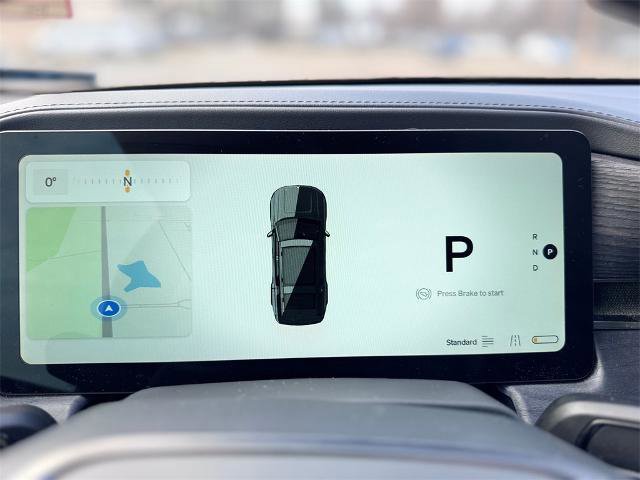 Used 2023 Rivian R1S Adventure image 22