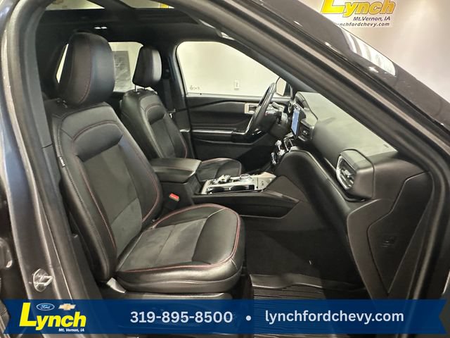 Certified 2024 Ford Explorer ST-Line w/ Class IV Trailer Tow Package AWD/4WD image 9