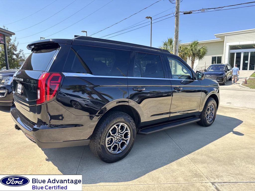 Certified 2025 Ford Expedition Active image 10