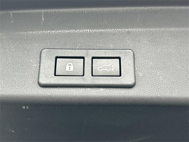 Used 2022 Subaru Ascent Premium w/ Convenience Package image 26