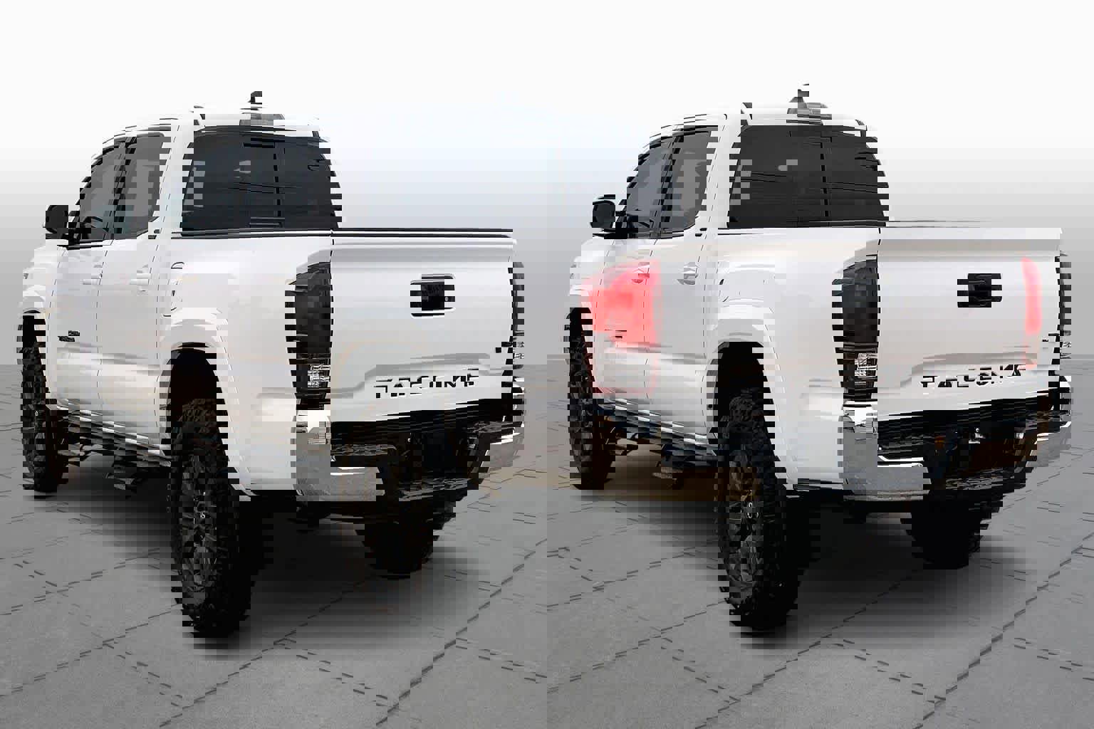 Used 2023 Toyota Tacoma SR5 image 4