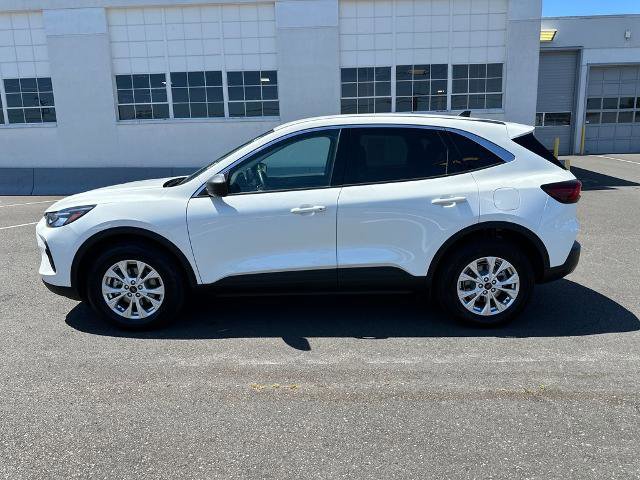 Certified 2023 Ford Escape Active AWD/4WD image 3