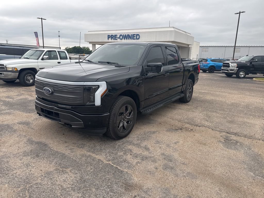 Certified 2022 Ford F150 Lightning Lariat w/ Equipment Group 511A High AWD/4WD image 5