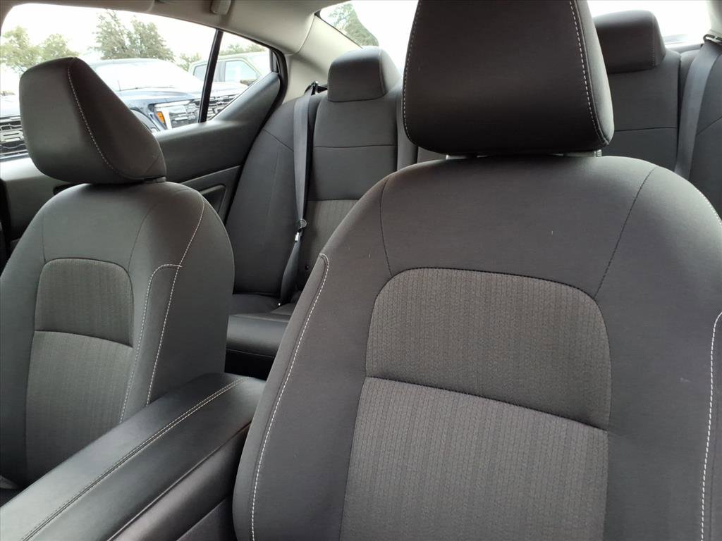 Used 2024 Nissan Altima 2.5 SV image 14