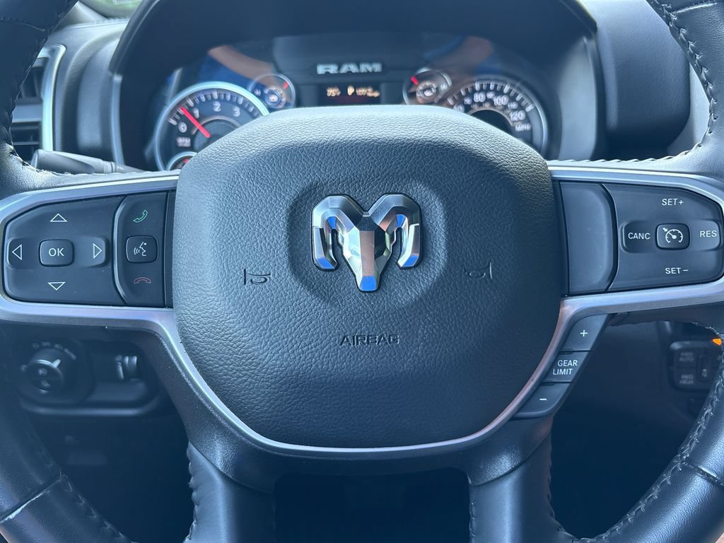 Used 2023 RAM 1500 Big Horn AWD/4WD image 5
