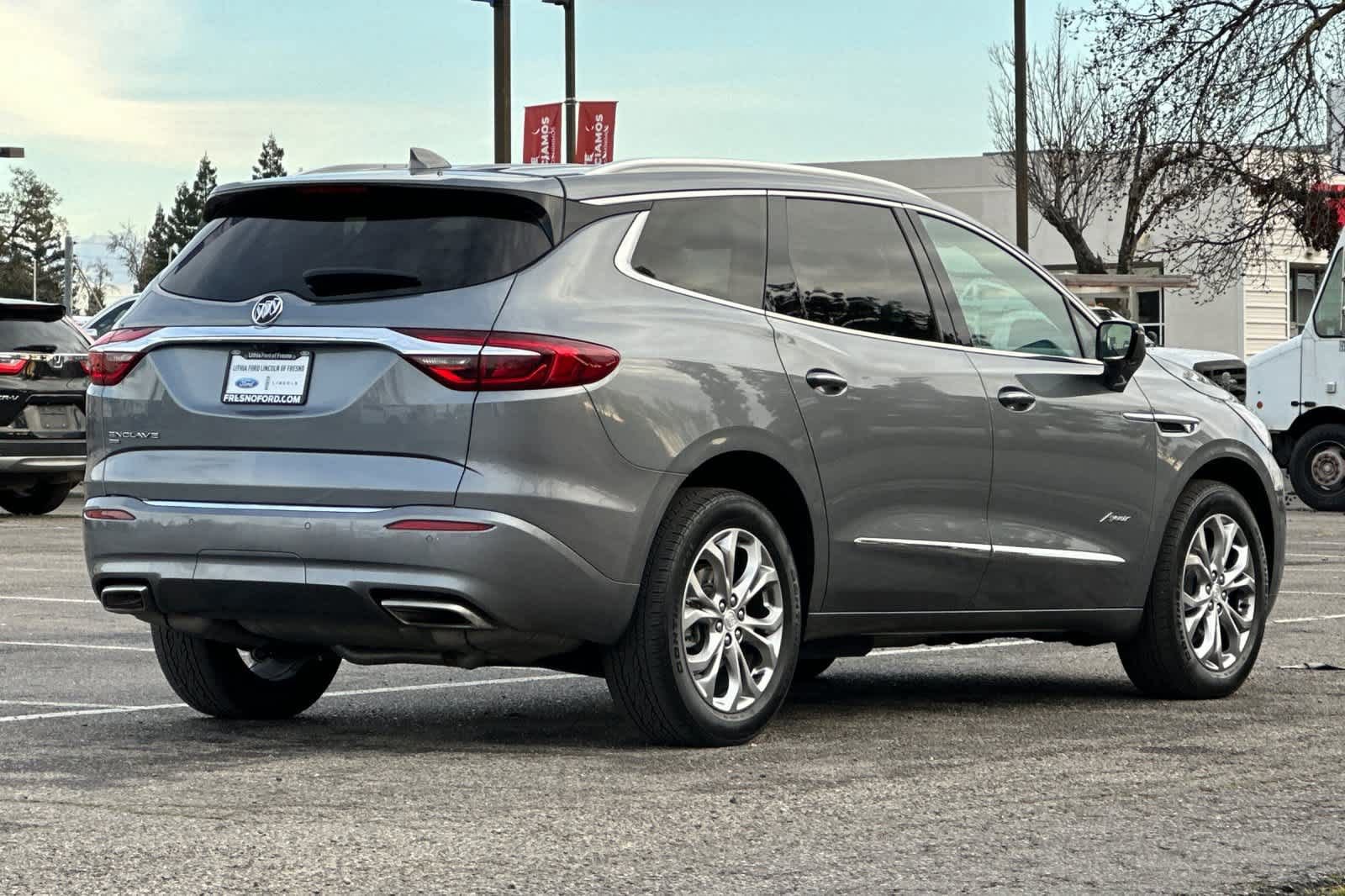 Used 2021 Buick Enclave Avenir w/ Avenir Technology Package image 5