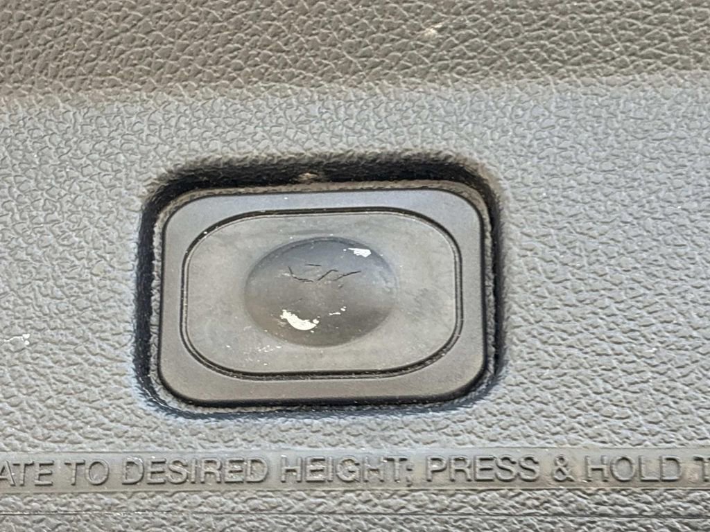 Certified 2018 Ford Explorer Platinum image 15