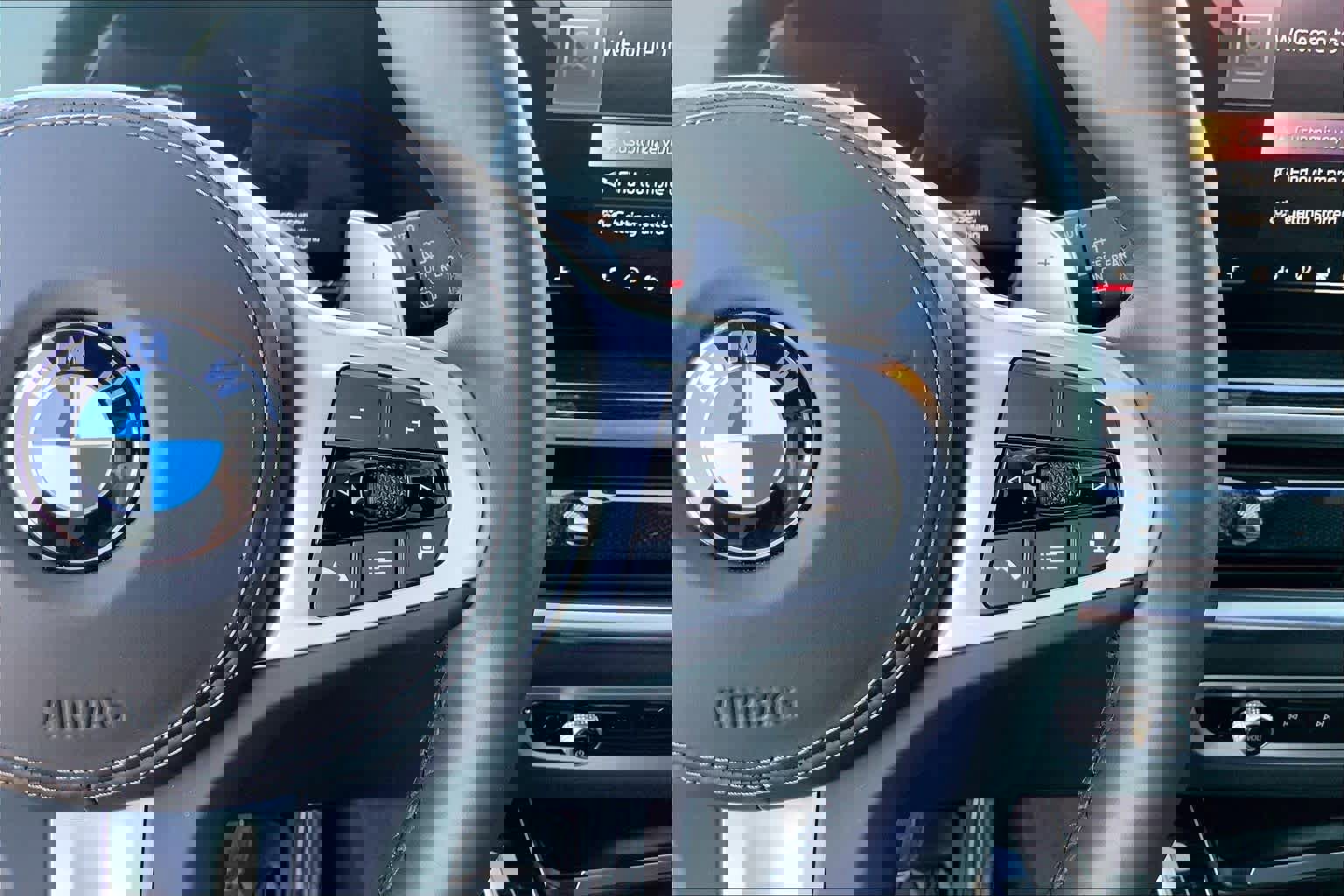 Used 2025 BMW X7 xDrive40i w/ Executive Package image 24