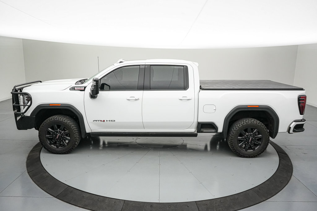 Used 2024 GMC Sierra 2500 AT4 w/ AT4 Premium Plus Package AWD/4WD image 8