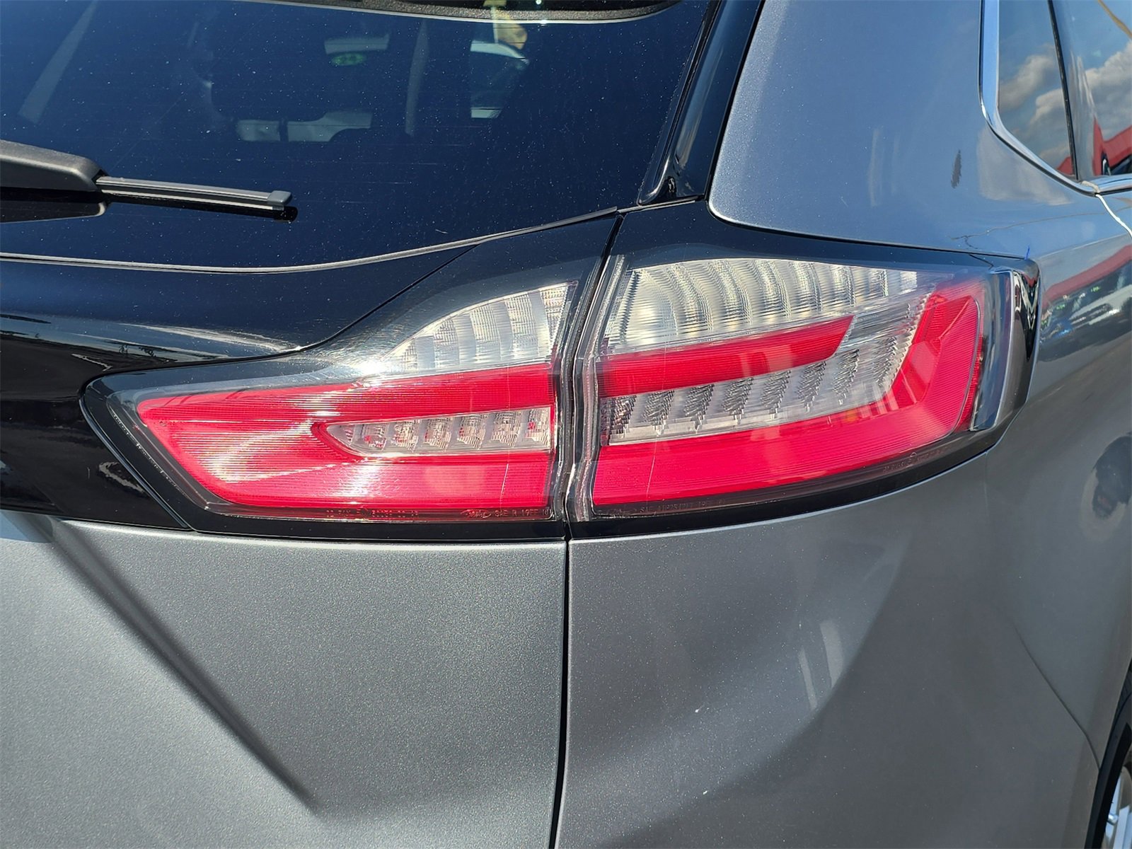 Certified 2024 Ford Edge Titanium image 6