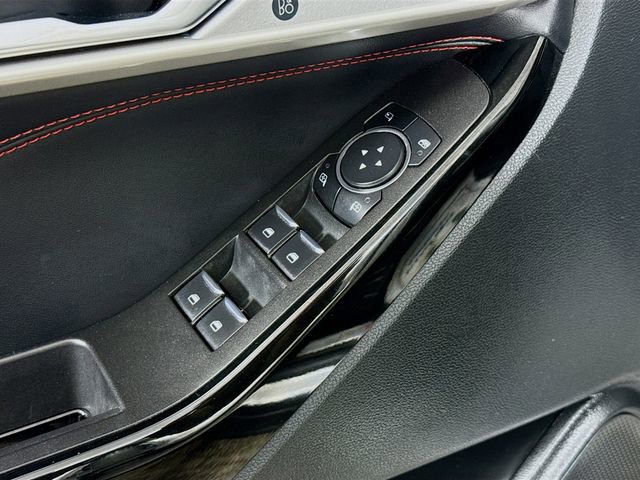 Certified 2023 Ford Explorer ST-Line w/ Class IV Trailer Tow Package image 18