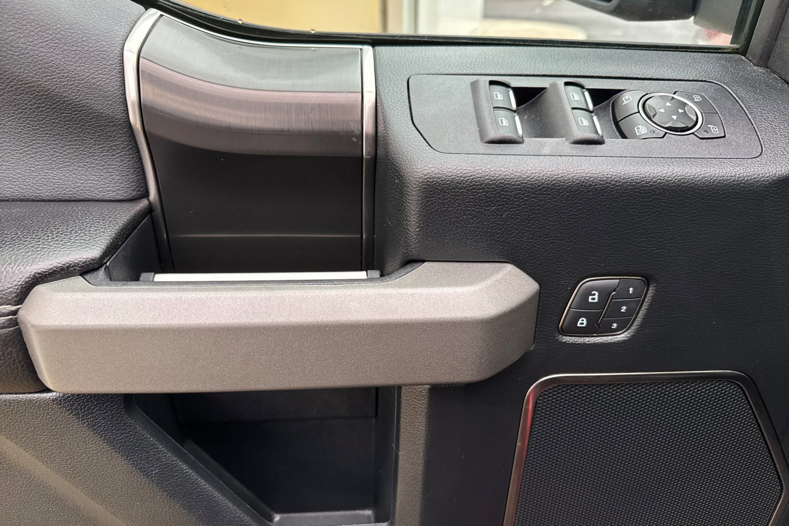 Certified 2020 Ford F150 Raptor w/ Equipment Group 802A Luxury image 11