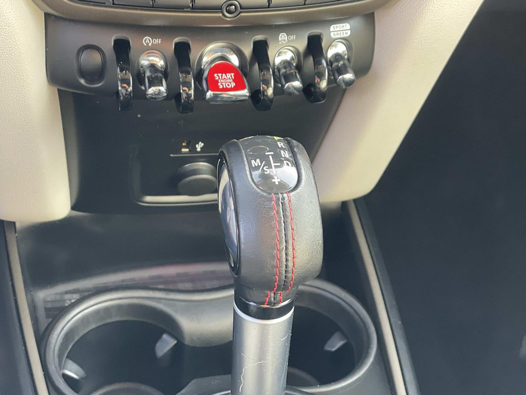 Used 2019 MINI Cooper Countryman S w/ Signature Upholstery Package AWD/4WD image 16