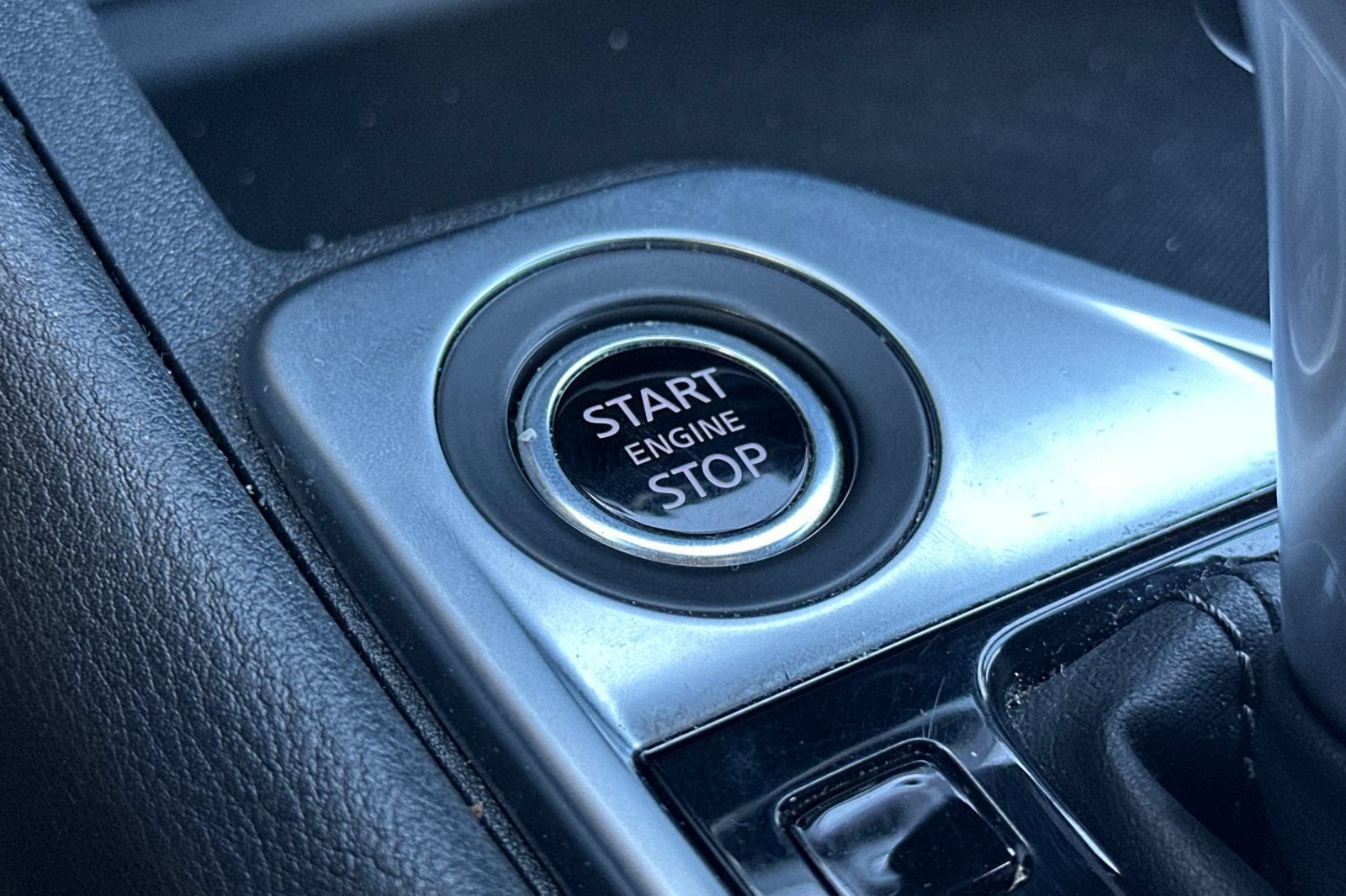 Used 2025 Nissan Sentra SV FWD image 20