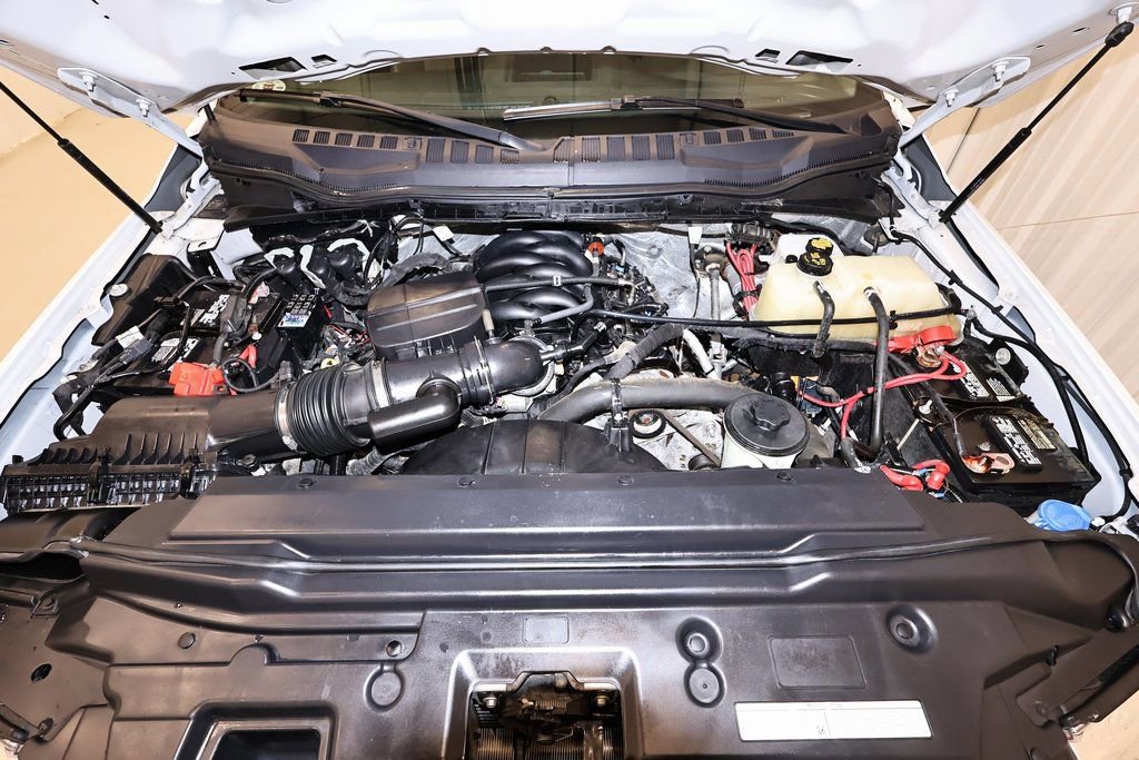 Certified 2022 Ford F550 XL image 40