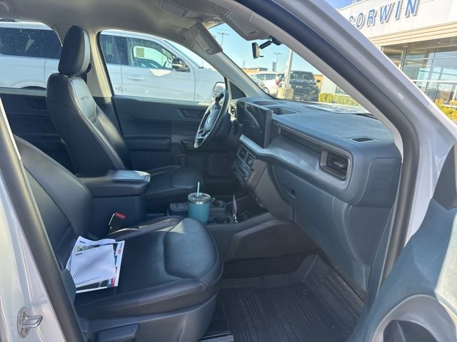 Certified 2025 Ford Maverick Lariat w/ Black Appearance Package image 12