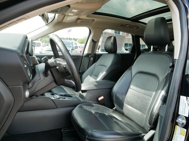 Certified 2020 Ford Escape Titanium AWD/4WD image 14