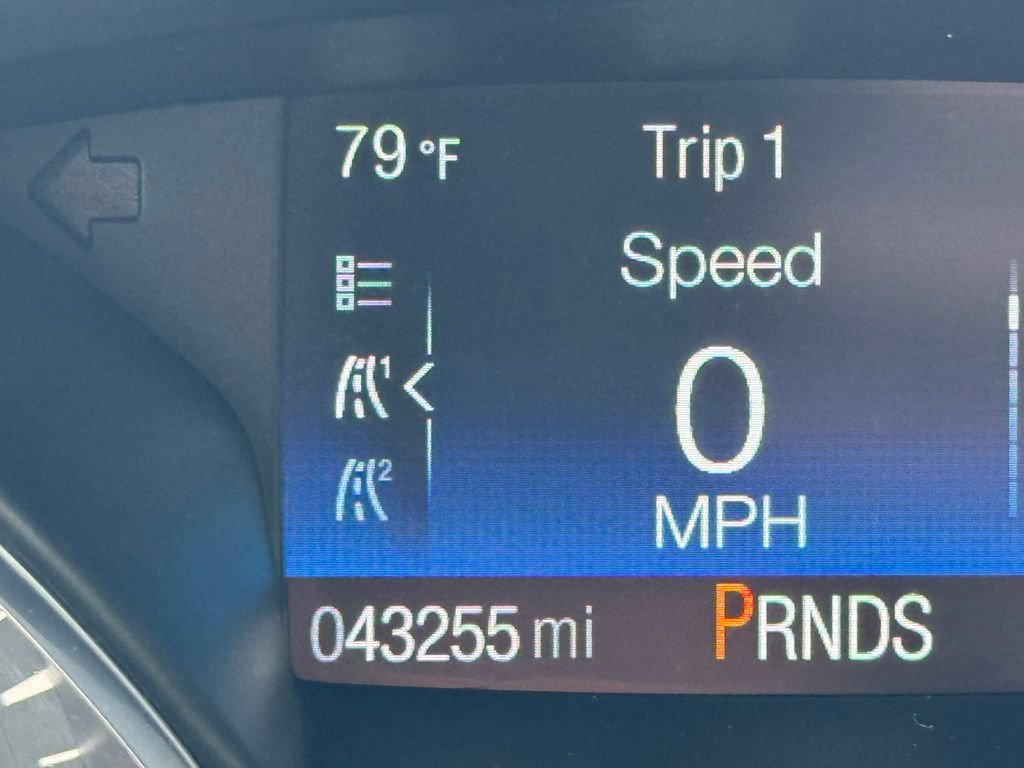 Certified 2018 Ford Escape SE FWD image 35