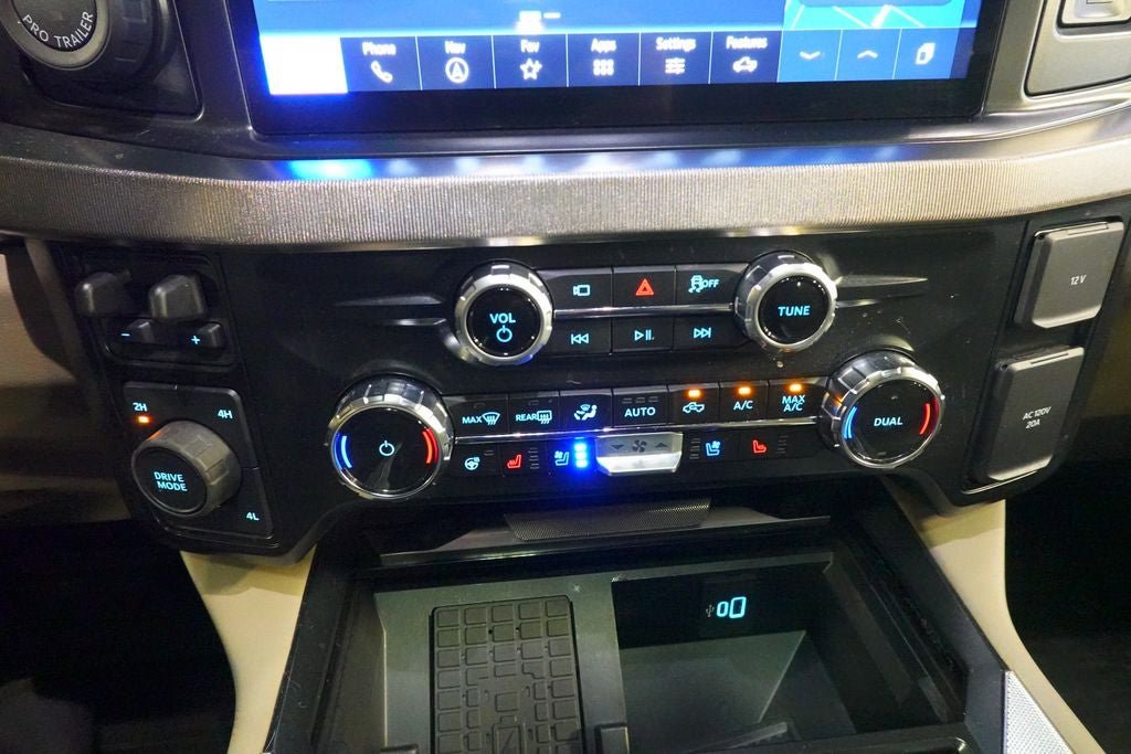 Certified 2025 Ford F350 Platinum w/ Platinum Plus Package AWD/4WD image 16
