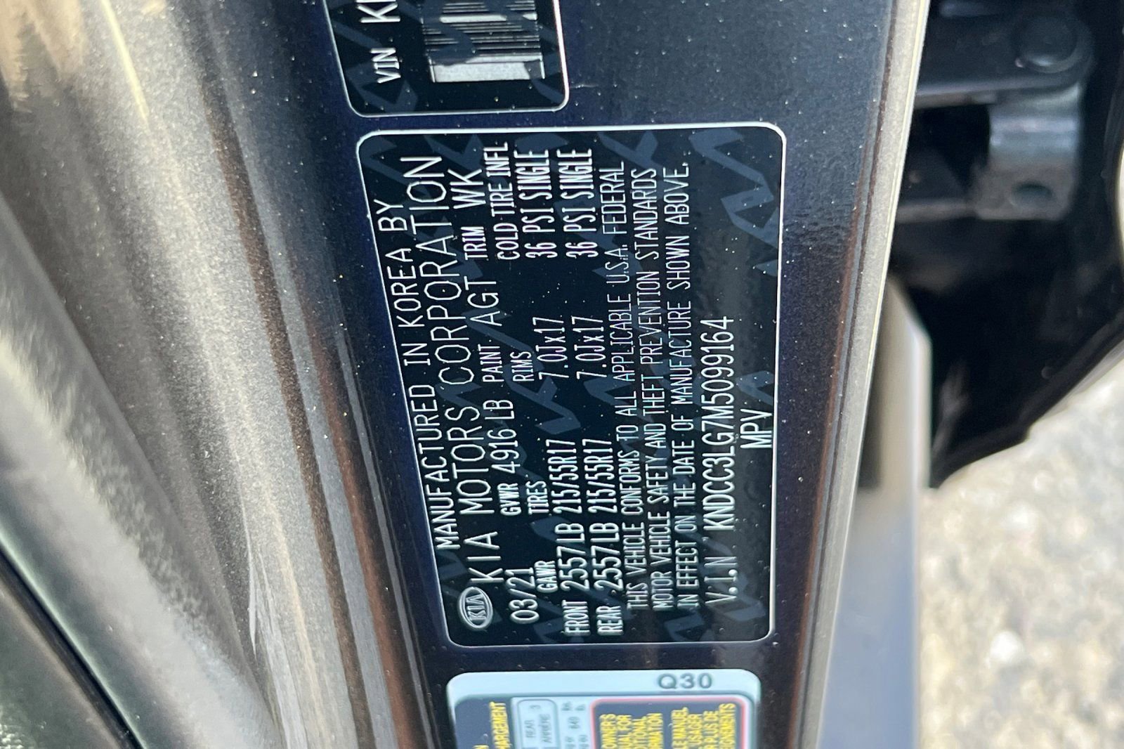 Used 2021 Kia Niro EX image 28