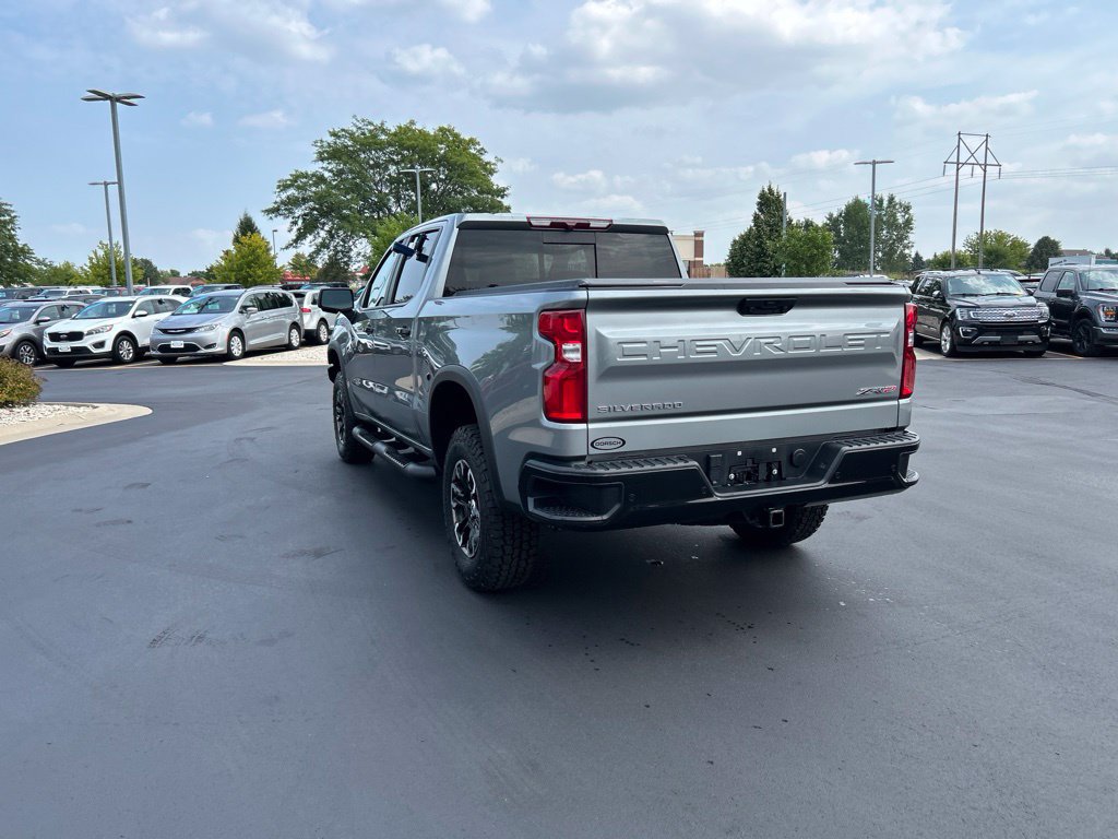 Used 2024 Chevrolet Silverado 1500 ZR2 AWD/4WD image 8