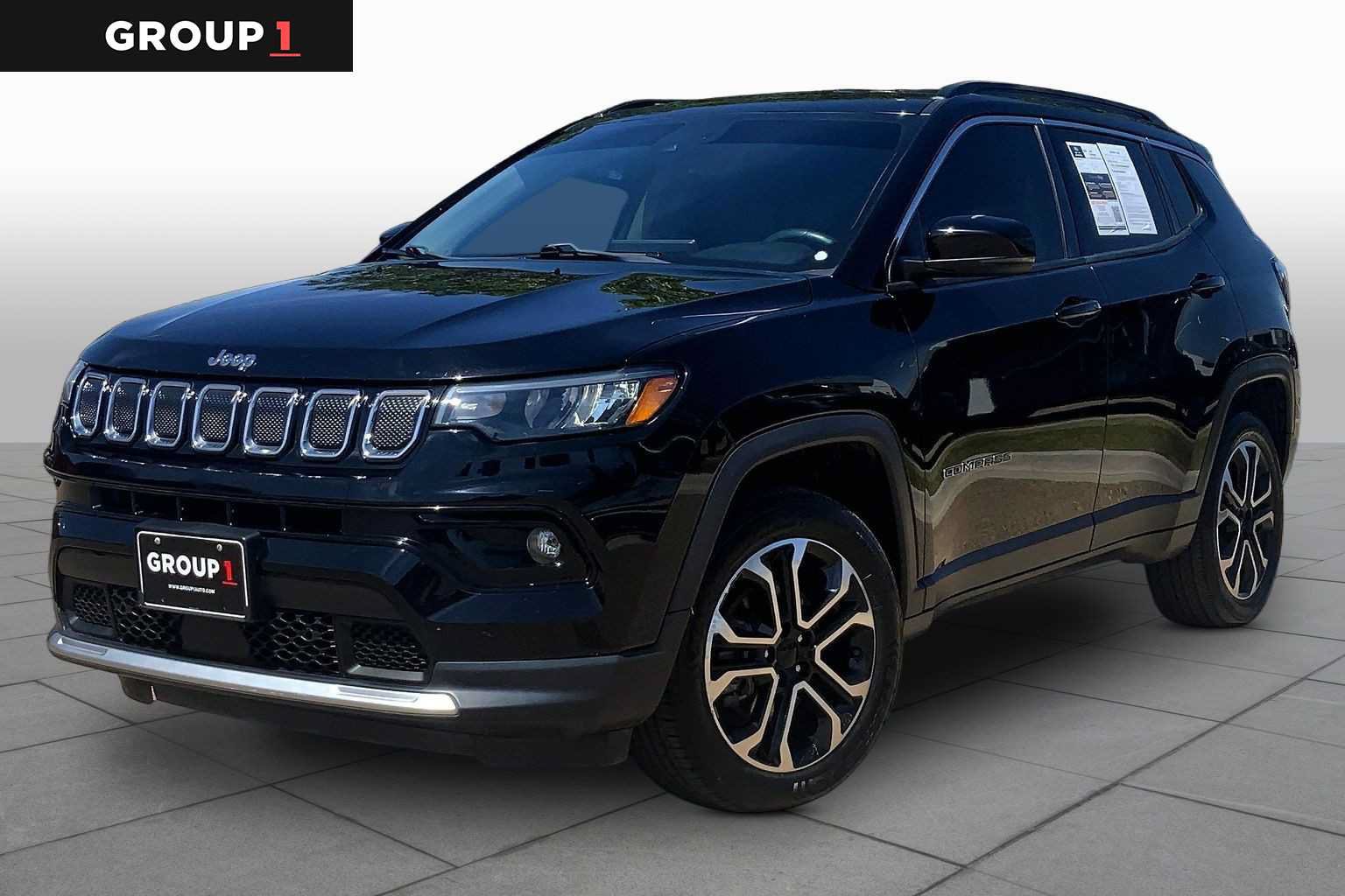 Used 2022 Jeep Compass Limited AWD/4WD image 1