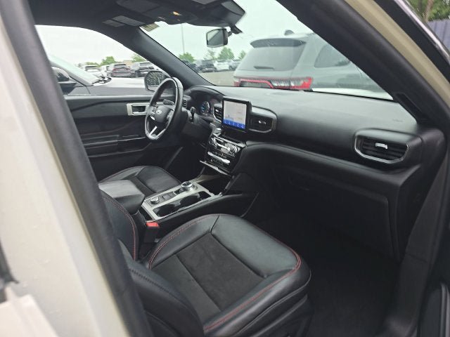 Certified 2023 Ford Explorer ST-Line AWD/4WD image 10