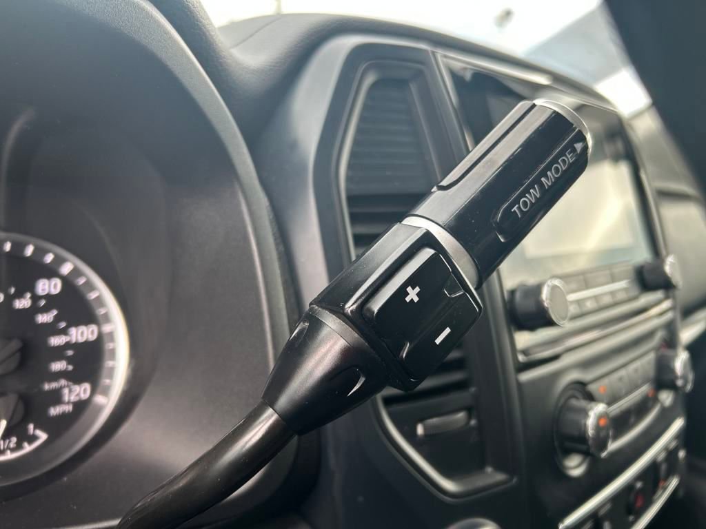 Used 2023 Nissan Titan SV image 15