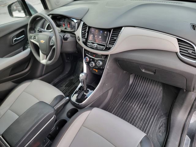 Used 2020 Chevrolet Trax Premier image 24