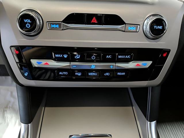 Certified 2024 Ford Explorer Timberline w/ Timberline Technology Package AWD/4WD image 19