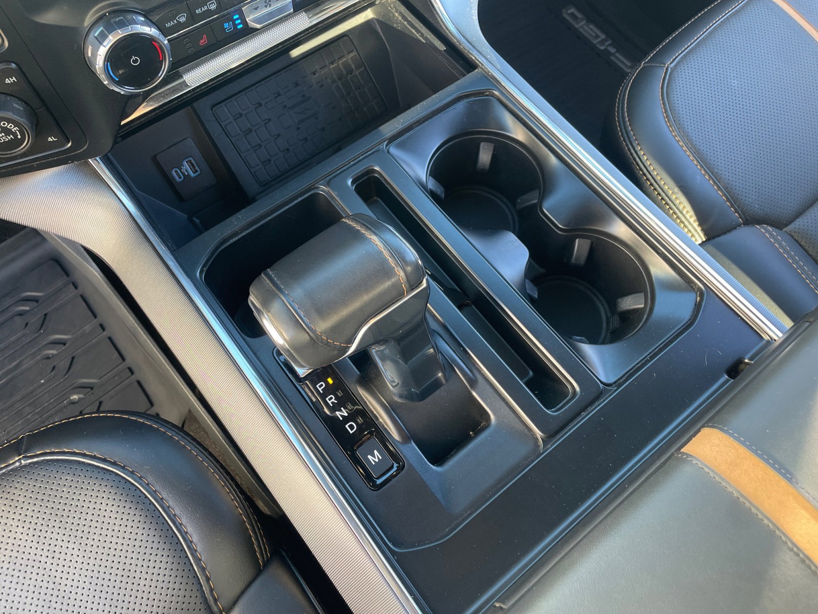 Certified 2023 Ford F150 Platinum w/ Equipment Group 701A High image 15