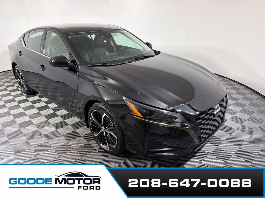 Used 2025 Nissan Altima 2.5 SR